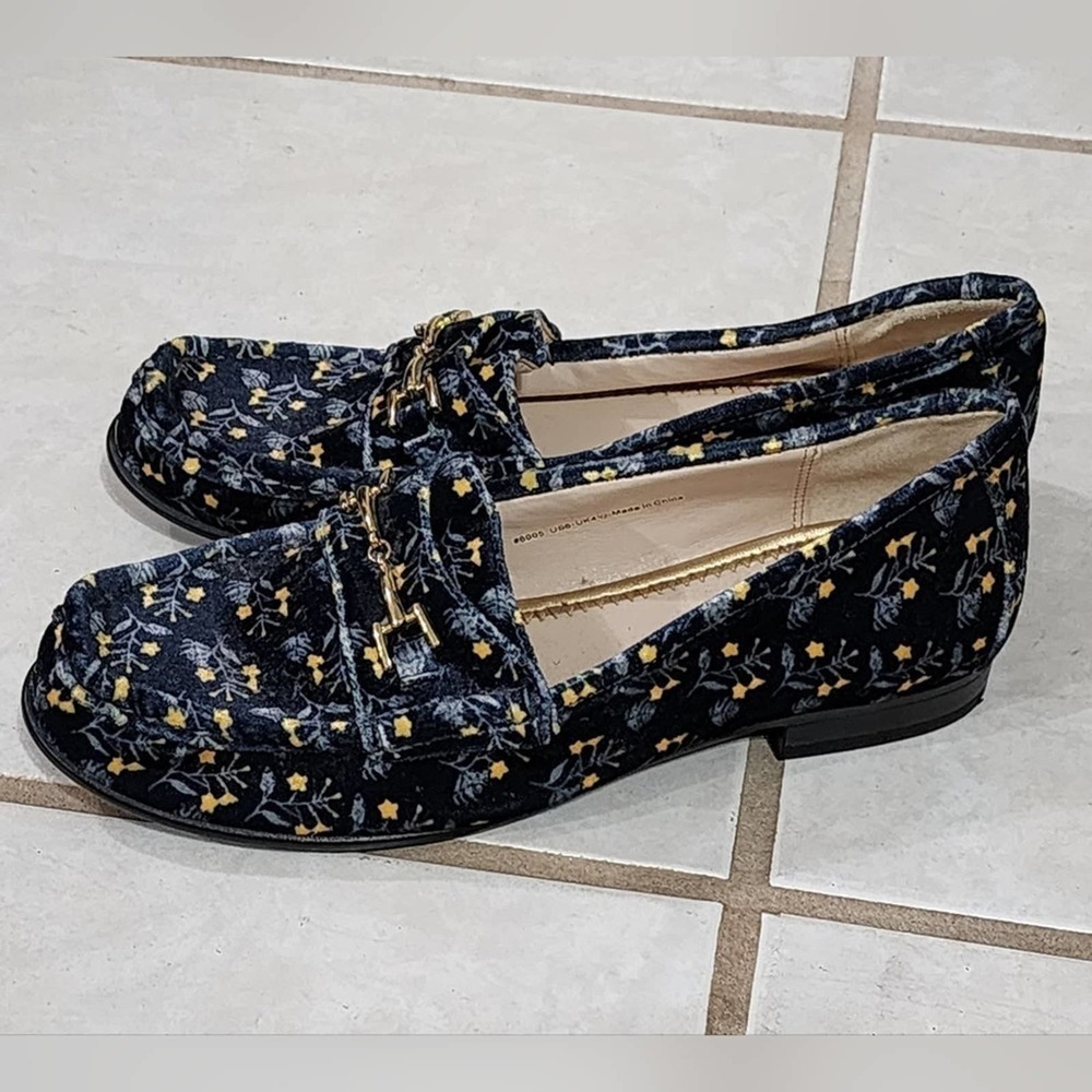 CAbi Womens Carnaby Velvet‎ Floral Gold Buckle Loafer Size 6M - Picture 5 of 8